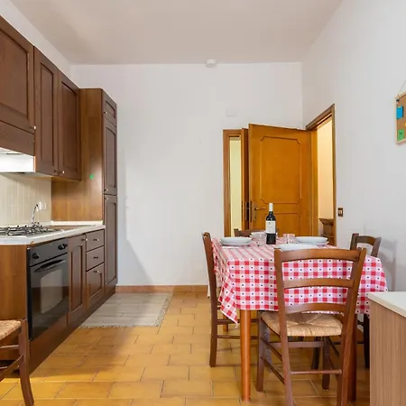 Vakantiehuis Via Gorizia 8 Cecina (Livorno)